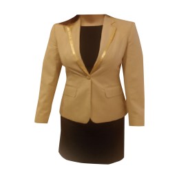 Designed collar, matte edge women's suit, custom-made knee-length jumpsuit, front room uniform, TR one-button khaki CM Hotel HL048 Designed collar, matte edge women's suit, custom-made knee-length jumpsuit, front room uniform, TR one-button khaki CM Hotel HL048